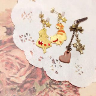 専用品(ストラップ/イヤホンジャック)