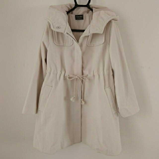 SNIDEL(スナイデル)の♡新品未使用♡ 可愛い スナイデル 白コート リボン レディースのジャケット/アウター(ロングコート)の商品写真