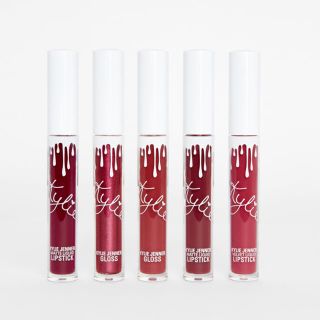 カイリーコスメティックス(Kylie Cosmetics)の新品Kylie Cosmetic Holiday SpicceLip Set5色(口紅)