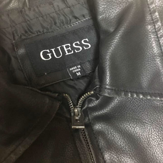 GUESS   GUESS フェイクレザージャケットの通販 by さき's shop｜ゲス