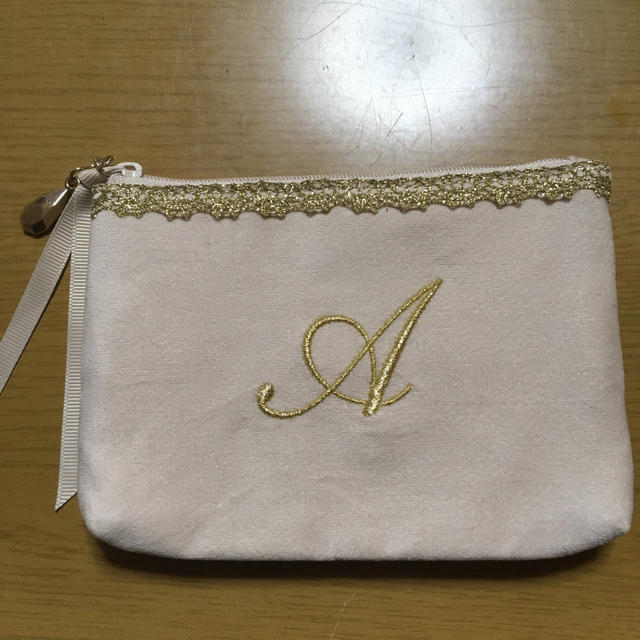 ALBION(アルビオン)のアルビオンティッシュケース付きポーチ☆ レディースのファッション小物(ポーチ)の商品写真