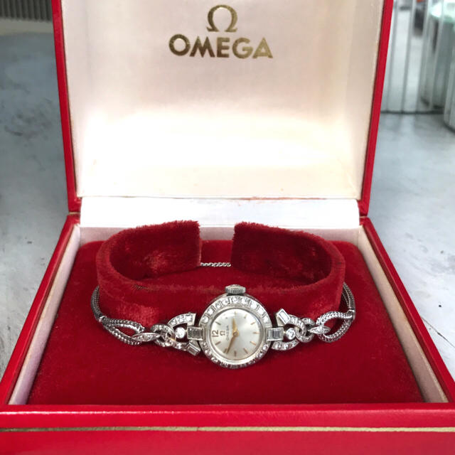 OMEGA - 超貴重✨OMEGA プラチナ×贅沢ダイヤ時計 40年代✨カルティエ ロレックス