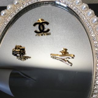 シャネル ヒール ブローチ/コサージュの通販 8点 | CHANELのレディース