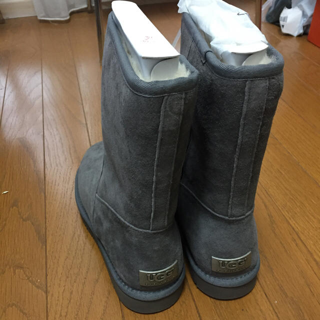 UGG(アグ)のお値下げ‼︎☆UGG  ブーツ☆US7 レディースの靴/シューズ(ブーツ)の商品写真