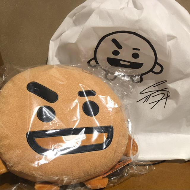 在庫限り1点のみ‼️SHOOKY 公式クッション42cm