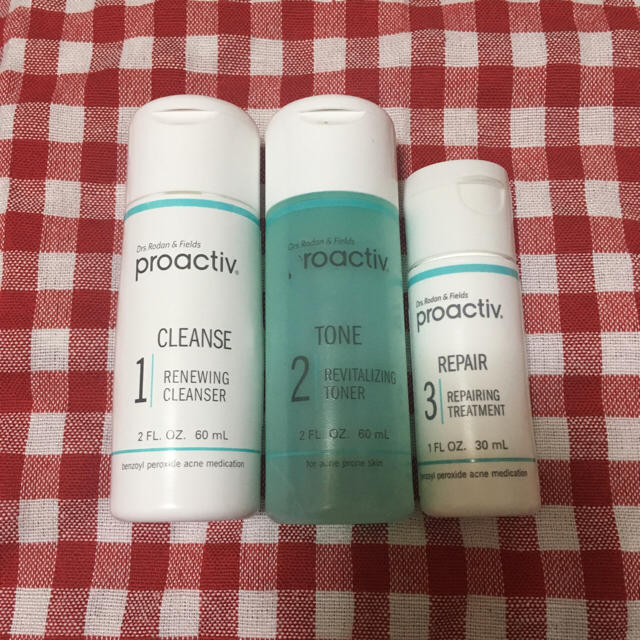 proactiv(プロアクティブ)のプロアクティブお試し３セット コスメ/美容のキット/セット(サンプル/トライアルキット)の商品写真