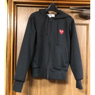 コムデギャルソン(COMME des GARCONS)の★専用★コムデギャルソン ☆パーカー☆ブラック☆PLAY(パーカー)