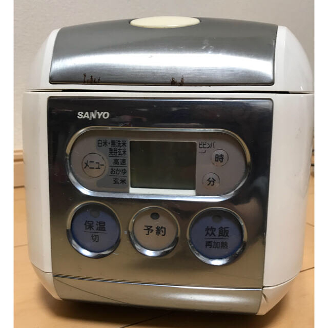 SANYO(サンヨー)の値下げ！！送料のみ！中古 SANYO 炊飯器  スマホ/家電/カメラの調理家電(炊飯器)の商品写真