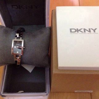 ダナキャランニューヨーク(DKNY)の新品 DKNYの腕時計(腕時計)