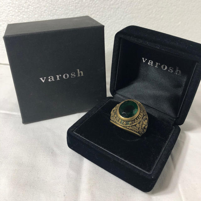 Varosh(ヴァロッシュ)のVAROSH カレッジリング メンズのアクセサリー(リング(指輪))の商品写真