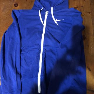 ナイキ(NIKE)のパーカー美品(パーカー)