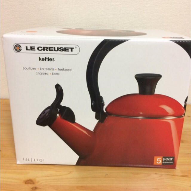 LE CREUSET(ルクルーゼ)の☆リトル様専用☆ ル・クルーゼ ケトル 1.6L オレンジ インテリア/住まい/日用品のキッチン/食器(調理道具/製菓道具)の商品写真