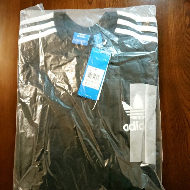 adidas(アディダス)の★adidas★3ストライプス ロング スリーブ Tシャツブラック【Ｍ～Ｌ】 レディースのトップス(Tシャツ(長袖/七分))の商品写真