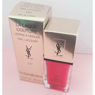 イヴサンローランボーテ(Yves Saint Laurent Beaute)の【未使用品】YSL ラ ラッククチュール No.141(マニキュア)