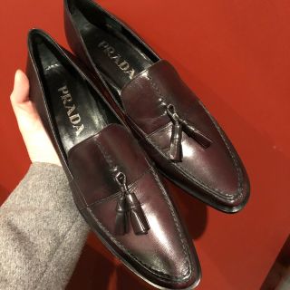 プラダ(PRADA)の新品未使用 プラダ バーガンディパンプス(ハイヒール/パンプス)