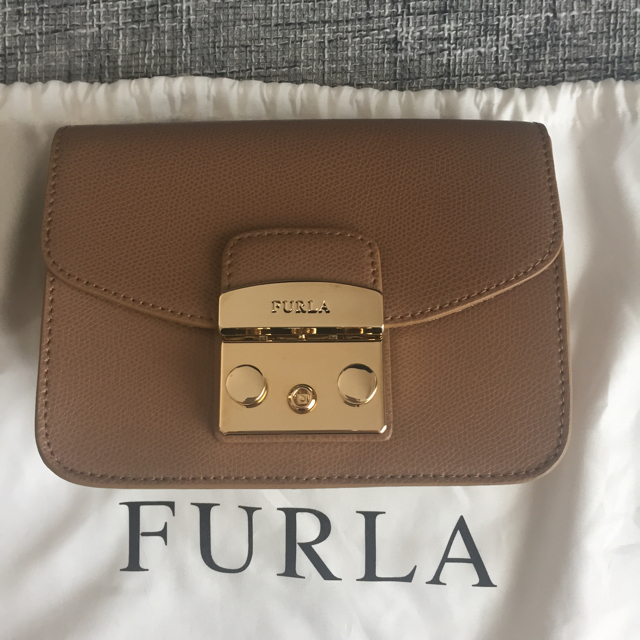 Furla(フルラ)のフルラ  メトロポリス 極美品 レディースのバッグ(ショルダーバッグ)の商品写真