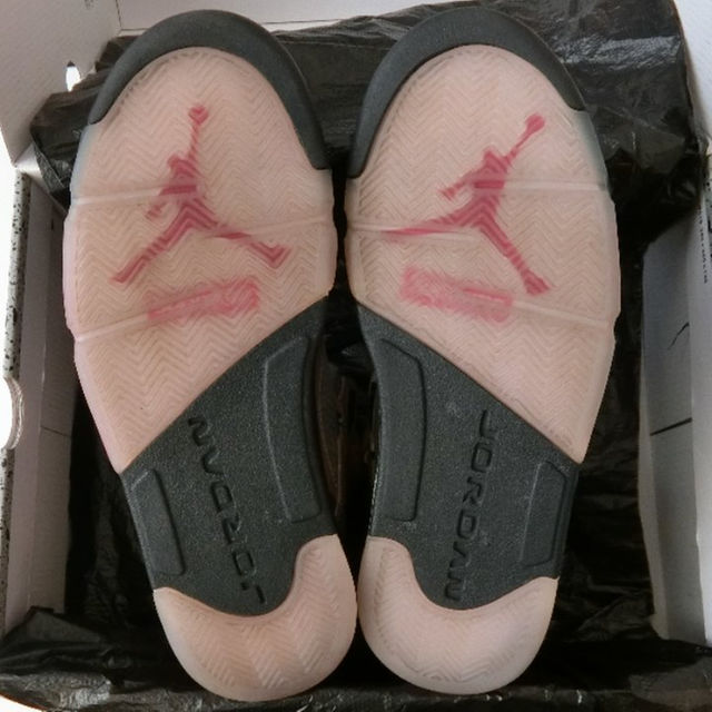 size 9  Supreme x Nike Air Jordan 5　camo