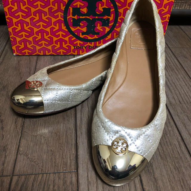 バレエシューズTORY BURCH キルティングバレエシューズ