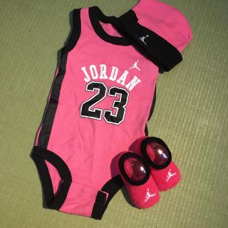 ナイキ(NIKE)のジョーダン ベビー服+帽子+ソックス 0~6m(ロンパース)