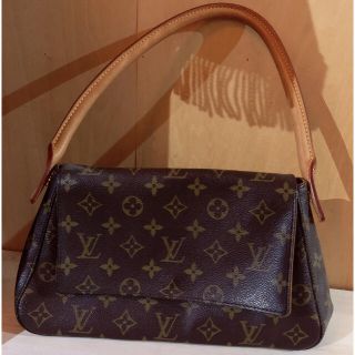 ルイヴィトン(LOUIS VUITTON)のLOUIS VUITTEN ハンドバッグ(ハンドバッグ)