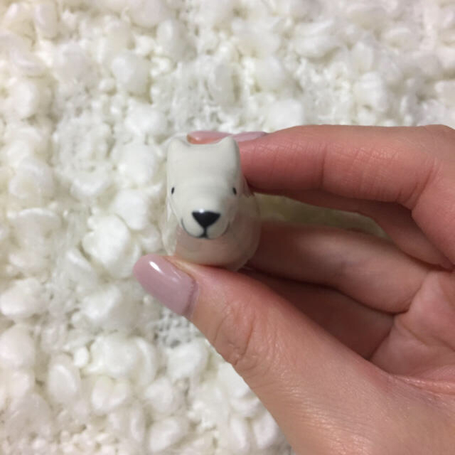 リングホルダー 指輪置き ワンちゃん 犬 モチーフ 陶器製 ゆるい オブジェの通販 By ポリライフ S Shop ラクマ