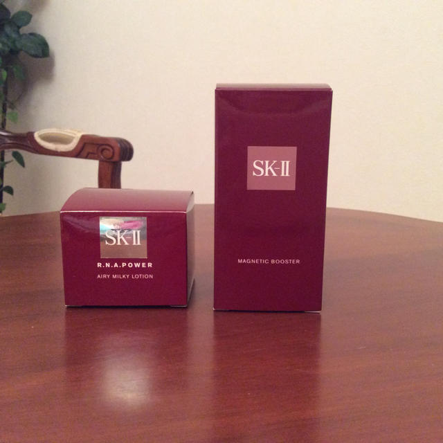 SK-II(エスケーツー)の送料込 新品  SK-II マグネティックブースター&エアリーミルキーローション コスメ/美容のスキンケア/基礎化粧品(ブースター/導入液)の商品写真