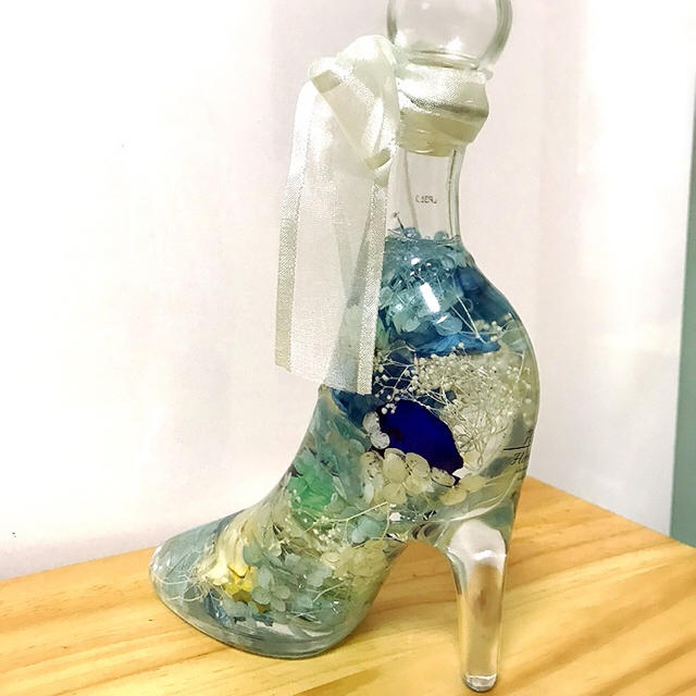 シンデレラガラスの靴のハーバリウム♡ ハンドメイドのインテリア/家具(インテリア雑貨)の商品写真