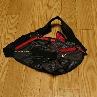 ナイキ(NIKE)のつった様専用☆NIKE ウエストポーチ ランニング(その他)