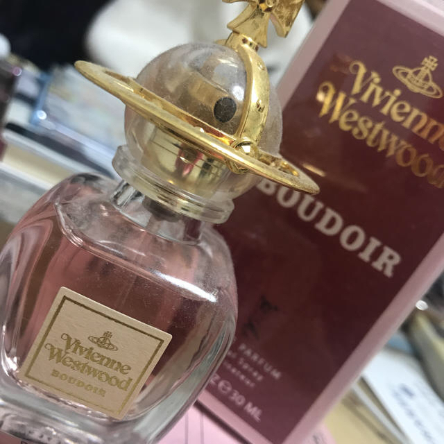 Vivienne Westwood(ヴィヴィアンウエストウッド)のヴィヴィアン 香水 ブドワール コスメ/美容の香水(香水(女性用))の商品写真