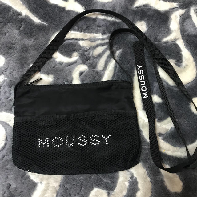 moussy(マウジー)のmoussy サコッシュ レディースのバッグ(ショルダーバッグ)の商品写真