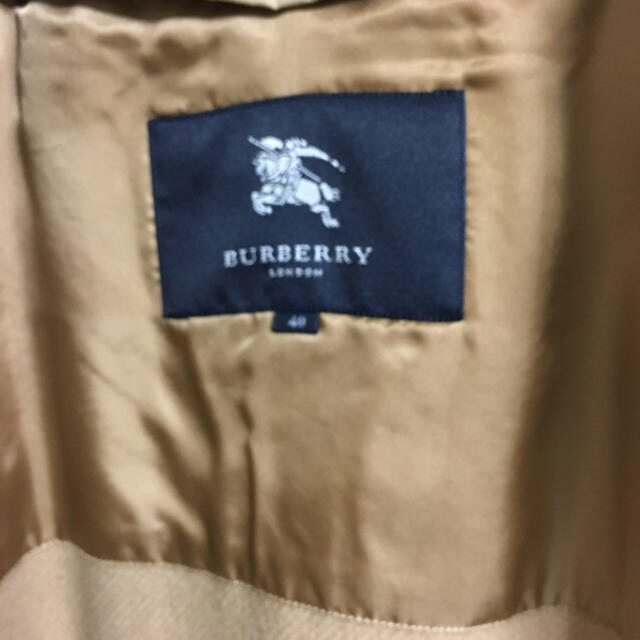 BURBERRY(バーバリー)の週末SALE！美品バーバリートレンチコート meg様 レディースのジャケット/アウター(トレンチコート)の商品写真