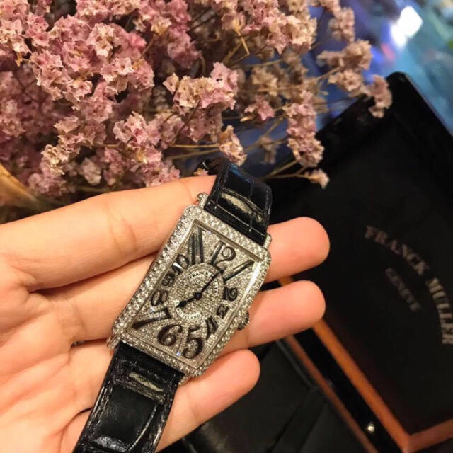 FRANCK MULLER(フランクミュラー)の最終値下げ フランクミュラー  ロングアイランド 1200SC レディースのファッション小物(腕時計)の商品写真