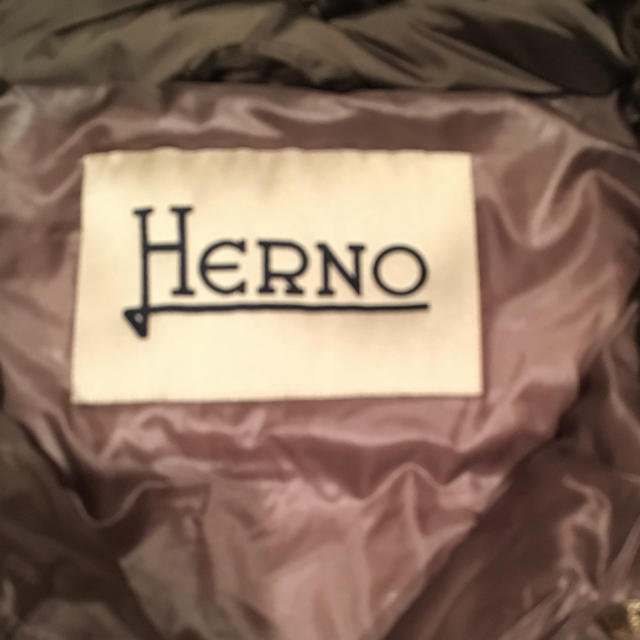 HERNO(ヘルノ)のyumiiiii様専用 ヘルノダウンコート レディースのジャケット/アウター(ダウンコート)の商品写真