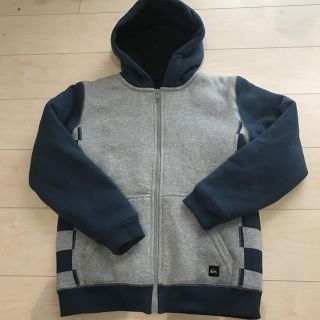 クイックシルバー(QUIKSILVER)のQUIKSILVER 裏起毛パーカー KIDS(ジャケット/上着)