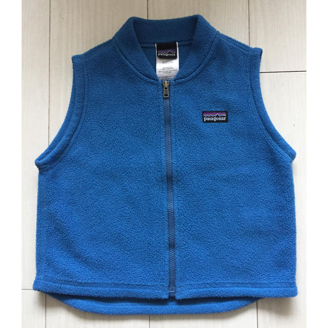 patagonia(パタゴニア)の美品！パタゴニアキッズベスト キッズ/ベビー/マタニティのキッズ服男の子用(90cm~)(その他)の商品写真