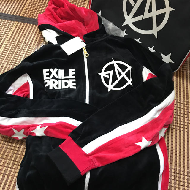 EXILE(エグザイル)の【正規品】24karatsジャージセットアップ メンズのトップス(ジャージ)の商品写真