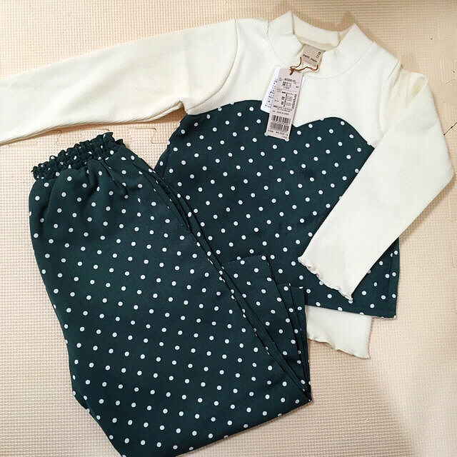 petit main(プティマイン)の専用♡♡110♡プティマイン ドット柄セットアップ キッズ/ベビー/マタニティのキッズ服女の子用(90cm~)(その他)の商品写真