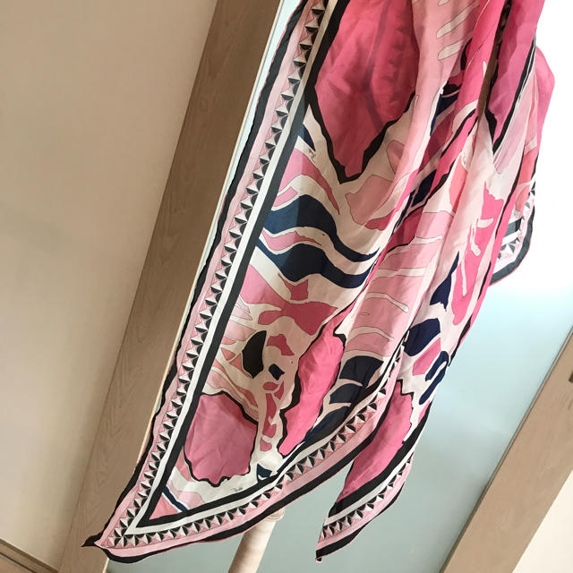 EMILIO PUCCI(エミリオプッチ)のエミリオプッチ♡ ストール♡ レディースのファッション小物(ストール/パシュミナ)の商品写真