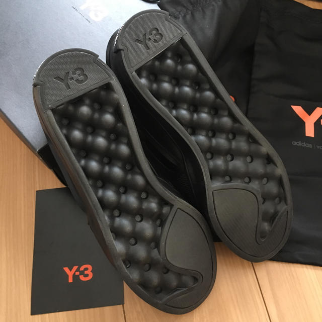 Y-3(ワイスリー)の新品未使用 Y-3 スニーカー メンズの靴/シューズ(スニーカー)の商品写真