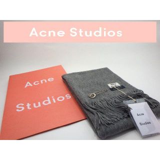 アクネ(ACNE)の完売続出！　Acne Studios　ストール 新品 一番人気のライトグレー！(ストール/パシュミナ)