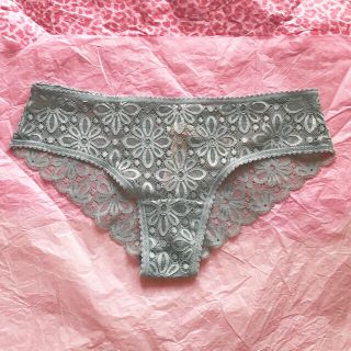 ヴィクトリアズシークレット(Victoria's Secret)のVICTORIA'S SECRET  Lace Cheeky Panty(ショーツ)