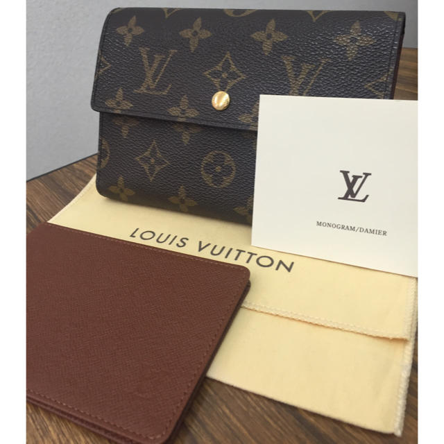 LOUIS VUITTON(ルイヴィトン)のヴィトン Ｍ６１２０２ ポルトトレゾール・エテュイ パピエ モノグラム レディースのファッション小物(財布)の商品写真