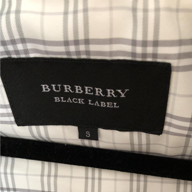 BURBERRY BLACK LABEL(バーバリーブラックレーベル)のバーバリーブラックレーベル ダウンジャケット 1/14までの限定価格 メンズのジャケット/アウター(ダウンジャケット)の商品写真