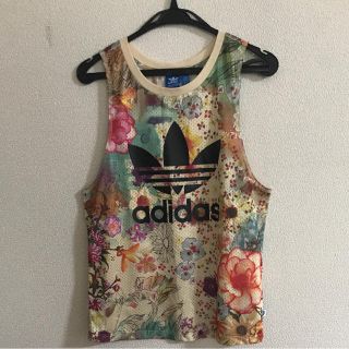 アディダス(adidas)の［まつりか様専用］アディダス タンクトップ 花柄(タンクトップ)