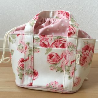 ローラアシュレイ お弁当袋の通販 8点 | LAURA ASHLEYのキッズ/ベビー