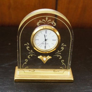 ミキモト(MIKIMOTO)のミキモト 真珠付き置き時計 アーチ型ゴールド(その他)