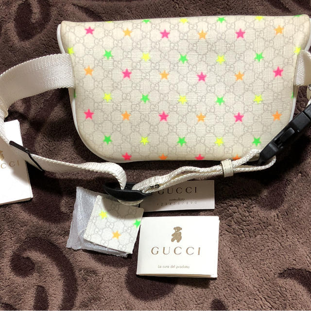 Gucci(グッチ)のGUCCI☆ウエストポーチ 、ベビー キッズ  キッズ/ベビー/マタニティのこども用バッグ(その他)の商品写真