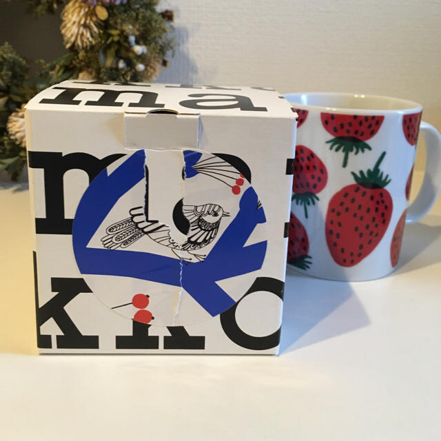 marimekko(マリメッコ)のマリメッコ マンシッカラテマグ キッズ/ベビー/マタニティの授乳/お食事用品(マグカップ)の商品写真