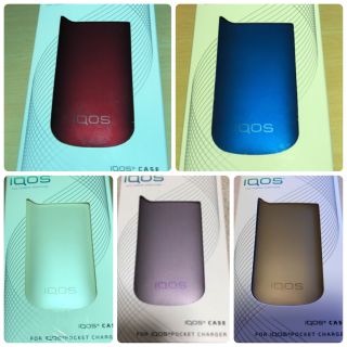 アイコス(IQOS)のIQOSカバーお好きなお色１つ＋IQOSステッカーset(タバコグッズ)