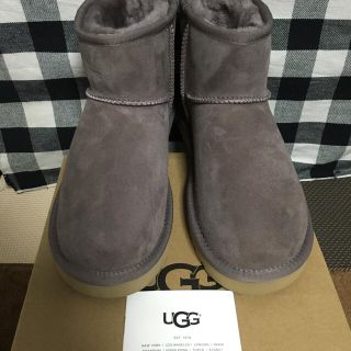 アグ(UGG)のる様専用1/11【新品】UGG クラシックミニブーツ（ストーミーグレー:24㎝）(ブーツ)